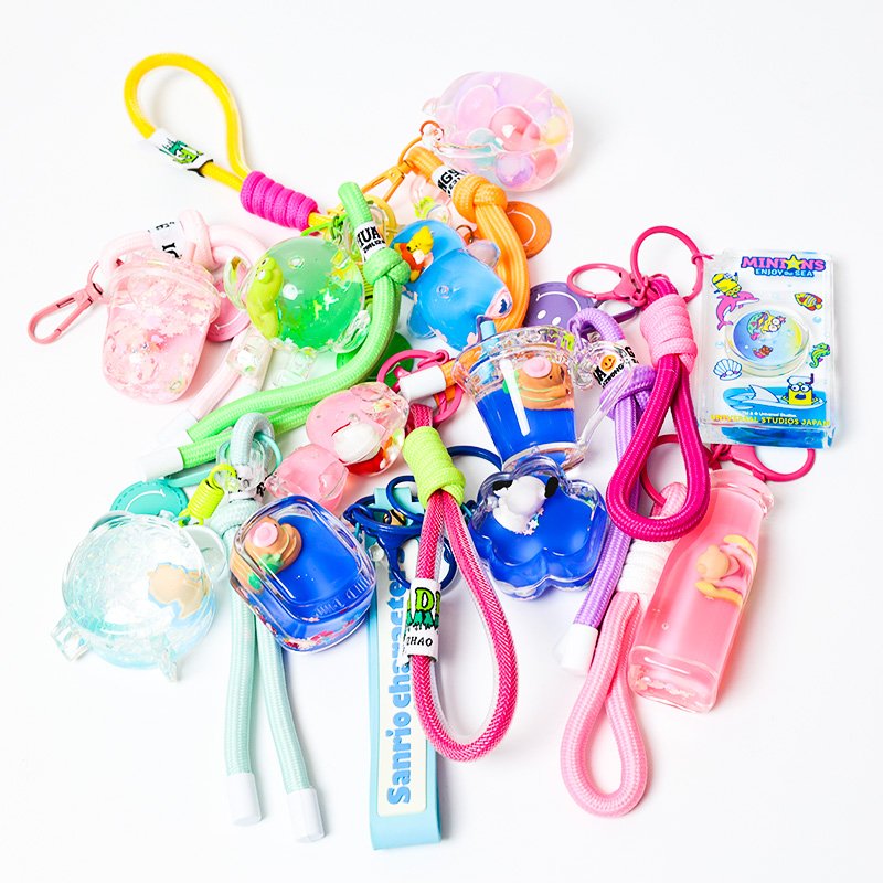 Customized Travel Souvenir Keychain